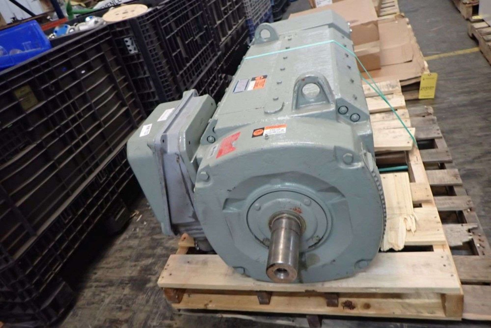 200 HP 1150/2300 RPM Micromatic, Frame 3612AT/225, DPFV, shunt, 500 VA, 300 VF (4 available) - Image 1