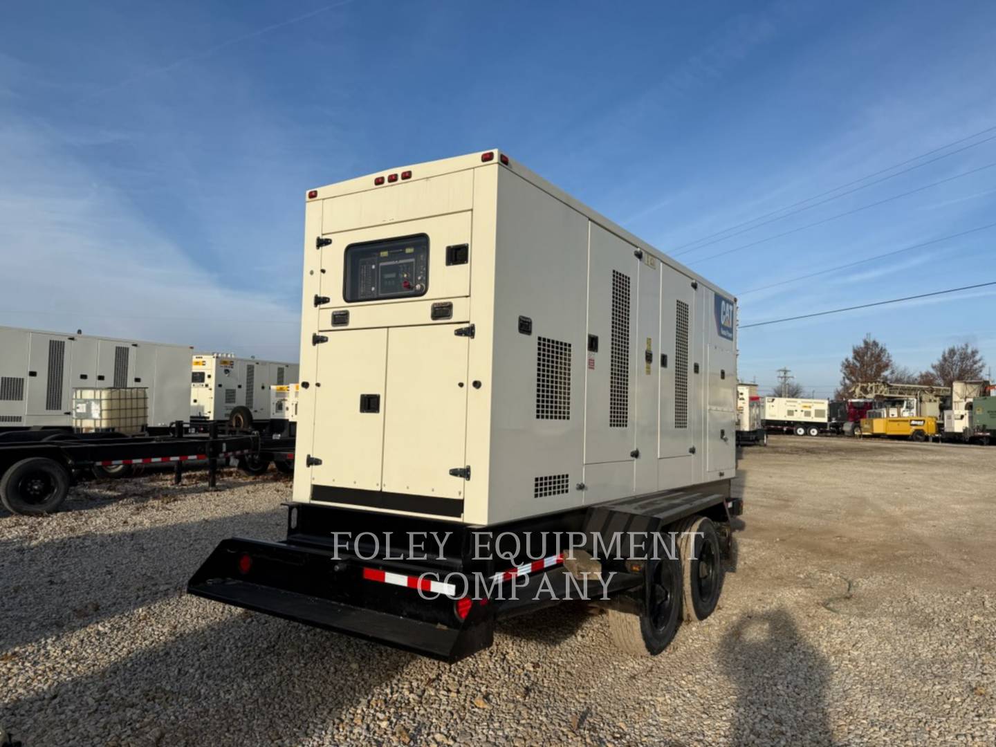 Caterpillar #XQ350, portable generator set, dual voltage, generator end, C13 engine, T4I - Image 3