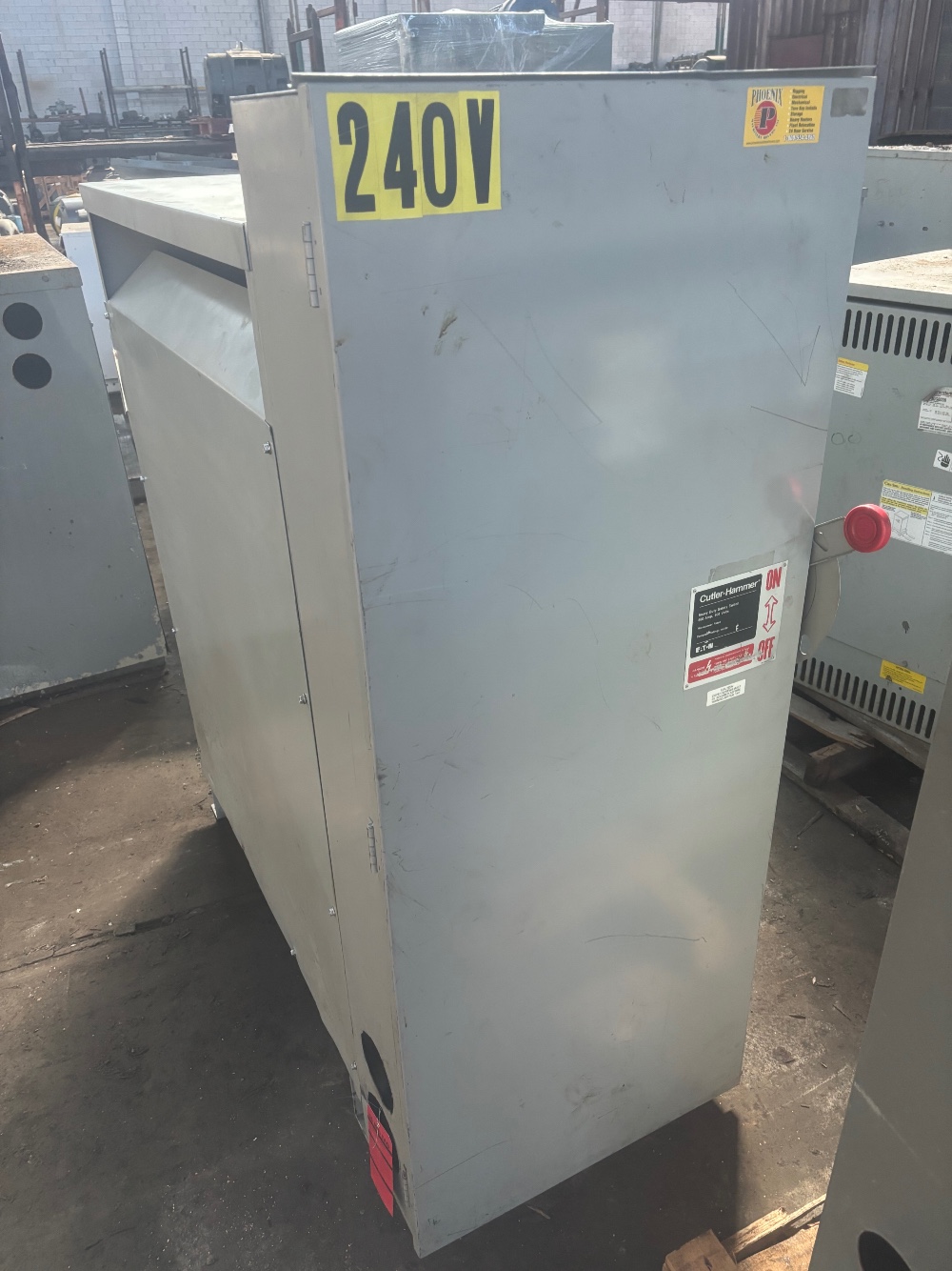 600 Amp. Eaton, DH336URK, non-fusible, Nema 3R Outdoor, 600 Volts - Image 1