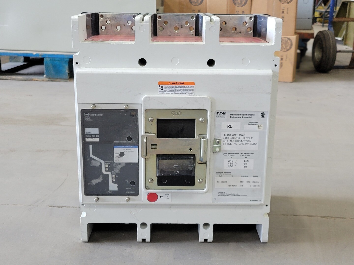 1600 Amps, Eaton Cutler-Hammer, RD316T32W, 3-pole circuit breaker, 240/480/600 Volts (18 available) - Image 1