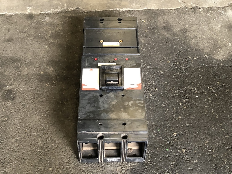 800 Amps, Federal Pioneer, TH83800F, 3-poles fused circuit breaker, 600 Volts - Image 1