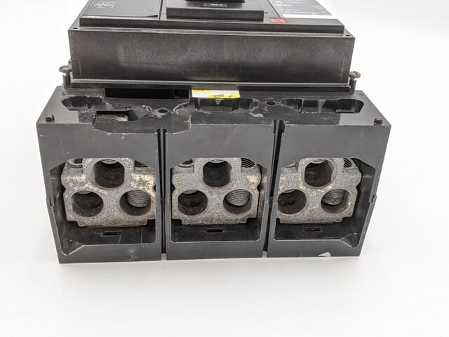 450 Amps, Square D, MGP36450, Bolt-On Circuit Breaker, 600 Volts 3P 3 phase - Image 5