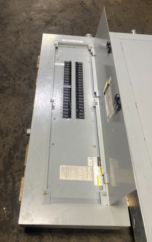 400 Amp. General Electric #AQF3424MBX, panelboard, 208Y/120 Volts, 3-phase, 4 wire, 42 space - Image 1