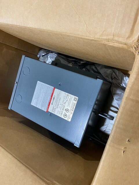 3 KVA 277 Primary, 120/240 Secondary, Square D #3S8F, 10 amps., 1-phase, NEMA 3R - Image 6