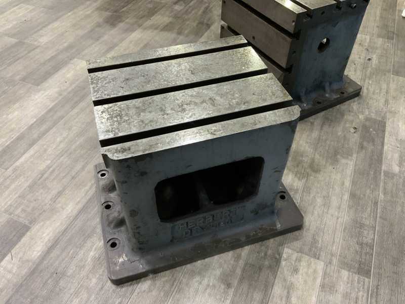 14" x 25" x 12" Herbert DeVleig, T-slotted angle plate - Image 3