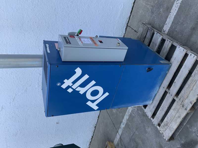 550 cfm Donaldson #VS550, bag type dust collector, 65 sq.ft., 1 HP, 5" inlet, shaker - Image 6