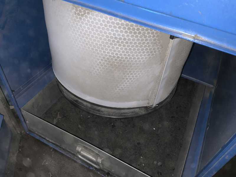 550 cfm Donaldson #VS550, bag type dust collector, 65 sq.ft., 1 HP, 5" inlet, shaker - Image 8