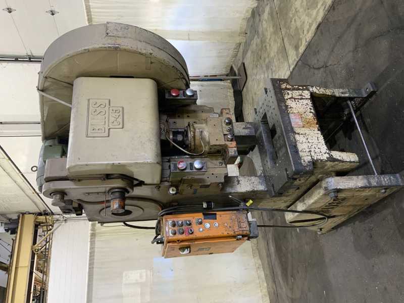 45 Ton, Bliss #C45, OBI flywheel press, 3" stroke, 12-1/4" Shut Height, 3" slide adjustment, air clutch, 5 HP - Image 8