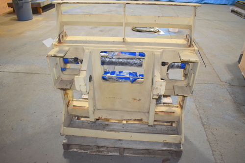 Skytrack, reach forklift shifting fork positioner attachment, 6000 lb. capacity, 3650 psi, 40" fork length - Image 8