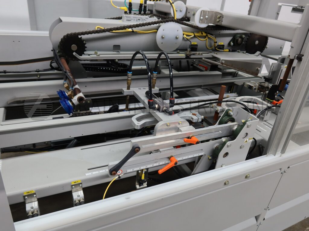 Pearson #CE35, automatic, case erector & hot melt glue bottom sealer, 10-35 cases per minute - Image 2