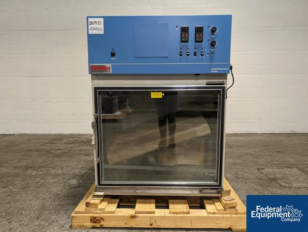31" width x 26" D x 24" H Thermo Scientific #3911 Forma Enviromental Chamber, 11 cu ft, Stainless Steel - Image 1