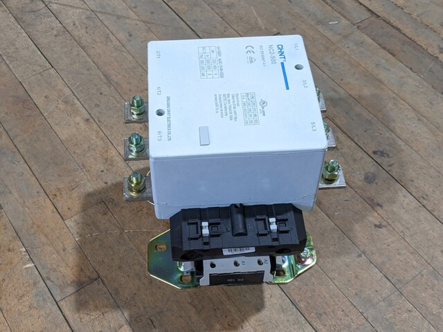 700 Amp. Chint, NC2-500, Contactor, 3 Pole, 350 HP, 120 V Coil, 600 V - Image 5