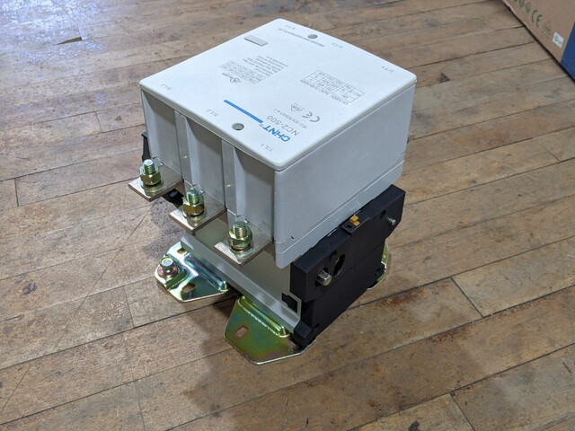 700 Amp. Chint, NC2-500, Contactor, 3 Pole, 350 HP, 120 V Coil, 600 V - Image 8