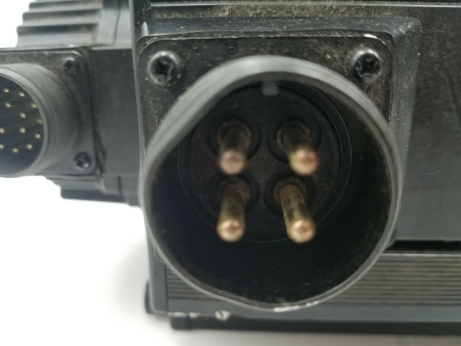 4.4 KW Yaskawa Electric #SGMG-44AWA-NJ12, Servo Motor, 200 V, 28.4 Nm, 32.7 Amp - Image 4