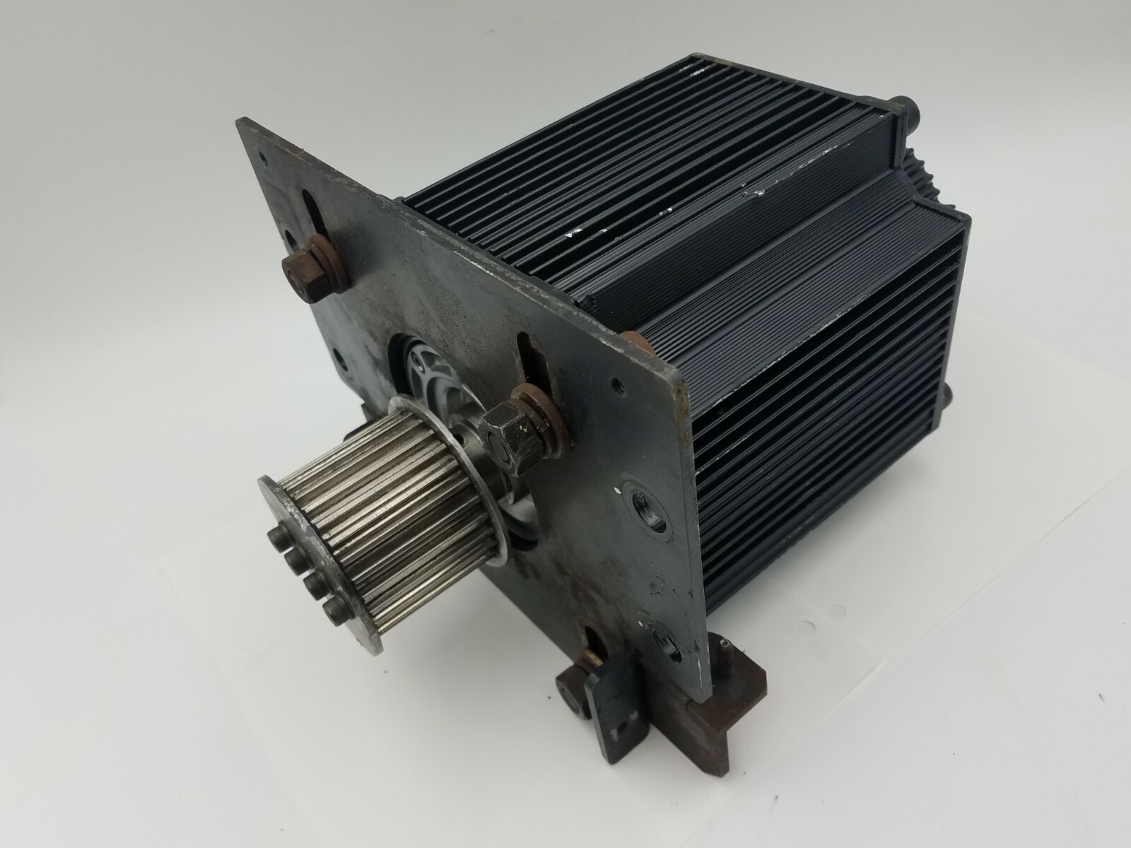 4.4 KW Yaskawa Electric #SGMG-44AWA-NJ12, Servo Motor, 200 V, 28.4 Nm, 32.7 Amp - Image 8
