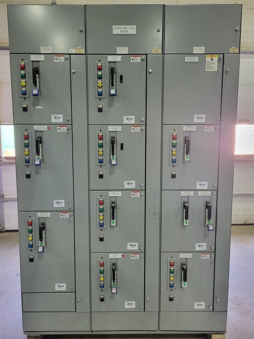 Siemens, Tiastar, Motor Control Center (MCC) Section, 3 segmented bucket - Image 2