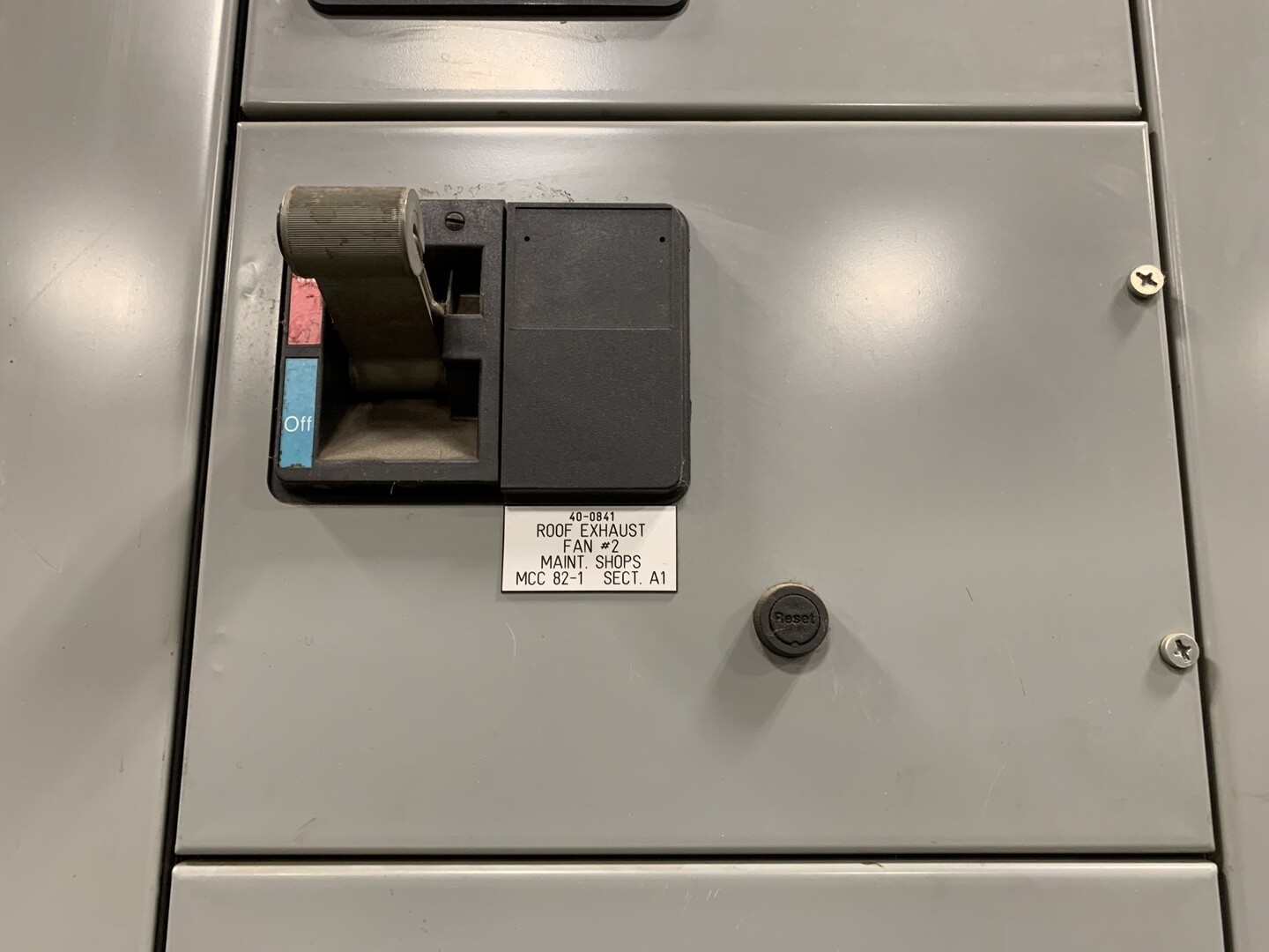 Westinghouse, five star motor control c, 21 Buckets, 1000 Amps, 600 V, 3 phase, 3 W., 1988 - Image 10