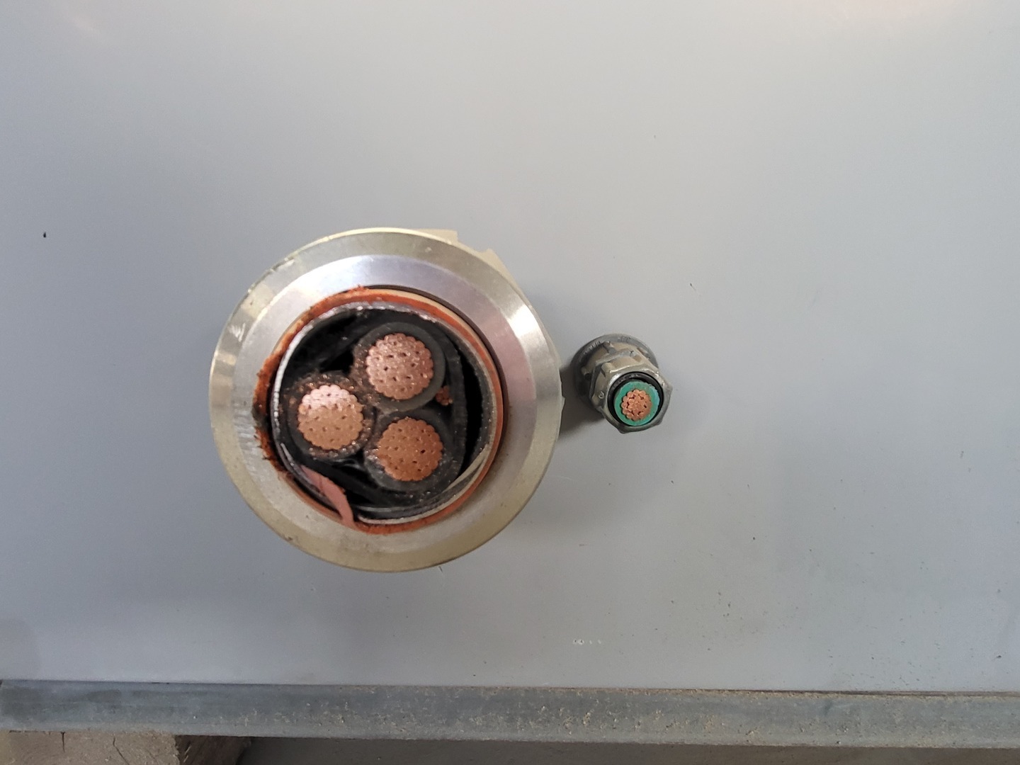 Eaton Culter-Hammer, MVS2, Load Interrupter Switch, 5 kV, 3 phase - Image 4