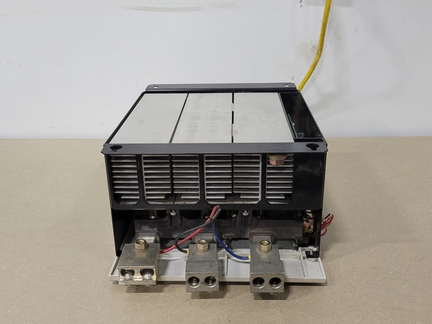 150 HP Siemens, 3RW3466-0DC34, Sikostart AC Semiconductor Motor Controller, 195 Amps, 460 V, 3 phase - Image 9
