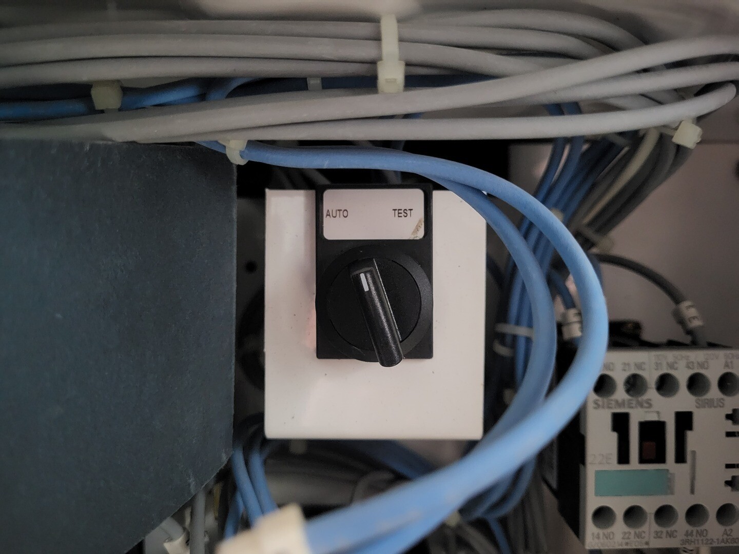 Siemens, full voltage non-reversin, Size 3, 50 HP, 600 V, 50 kA RMS Sym - Image 8