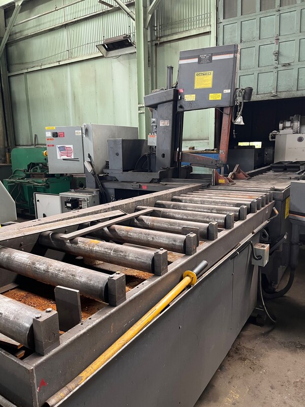 22" x 30" Hem #VT140HM-60, semi-automatic double miter tilting head vertical band saw - Image 1