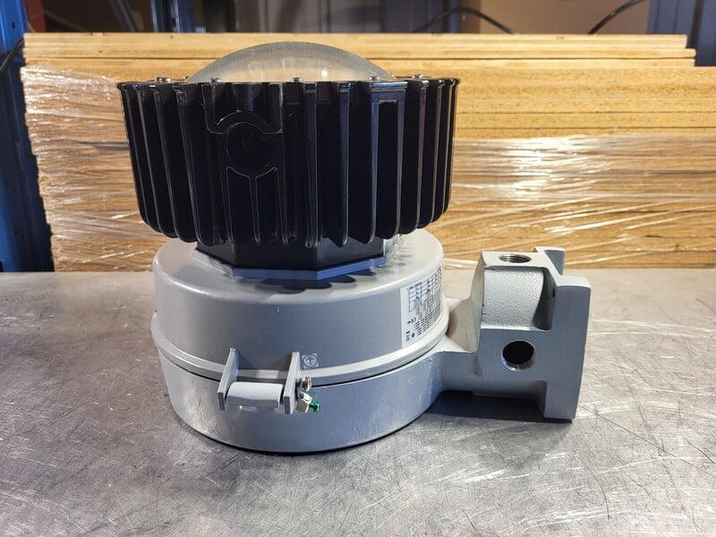 Crouse-HINDS #VMVL-11-2TW-R1-UNV1-S890, LED Luminaire, 320W HID, 92 Watts, 11000 Lumens - Image 5