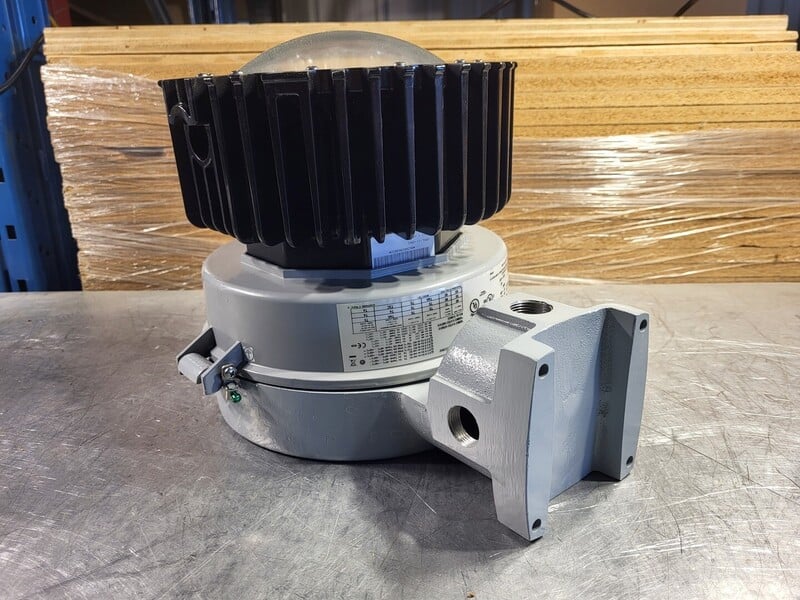 Crouse-HINDS #VMVL-11-2TW-R1-UNV1-S890, LED Luminaire, 320W HID, 92 Watts, 11000 Lumens - Image 6