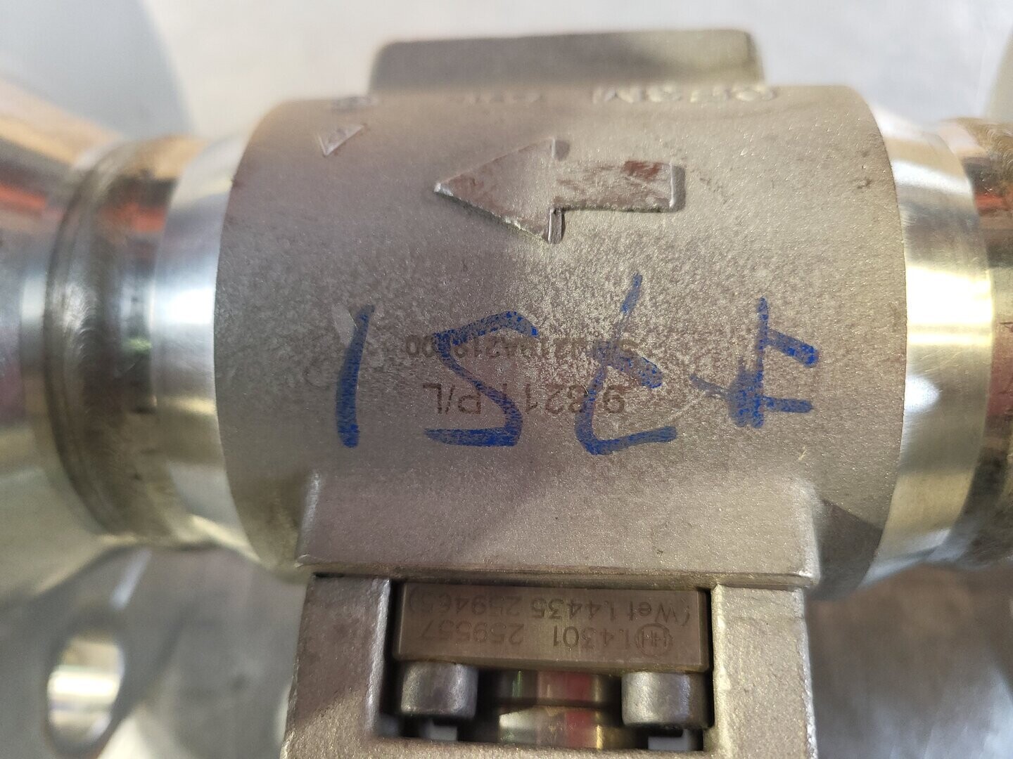 Endress & Hauser #72F50-SK0A98PFB6BK, Prowirl Flow Meter, 2", +-0.75 % measurement error, 0.16...2'360 m3/h - Image 8