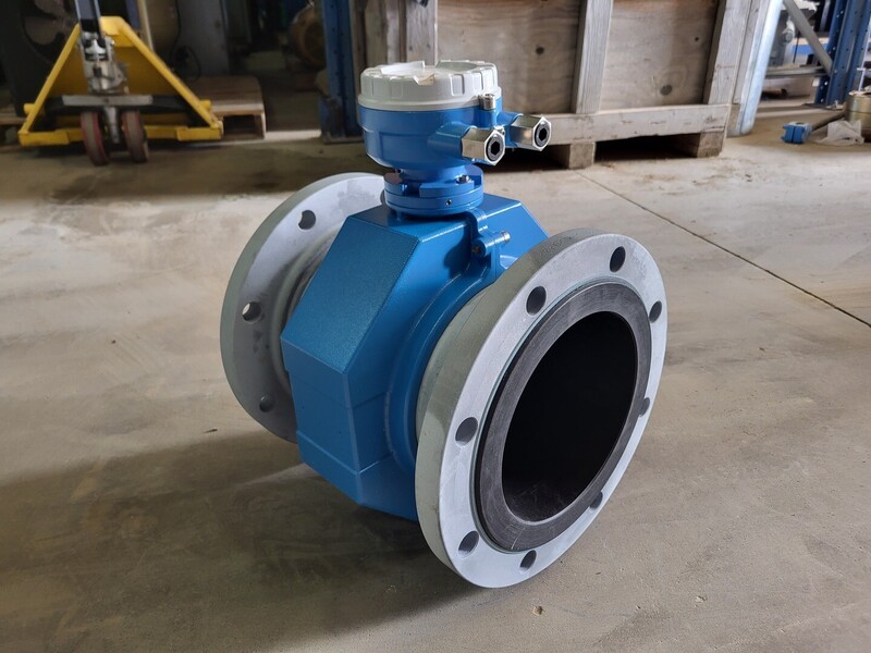 Endress & Hauser #50W2H-UL0A1RC2BAAA, Electromagnetic Flowmeter, 8", Class 150 - Image 3