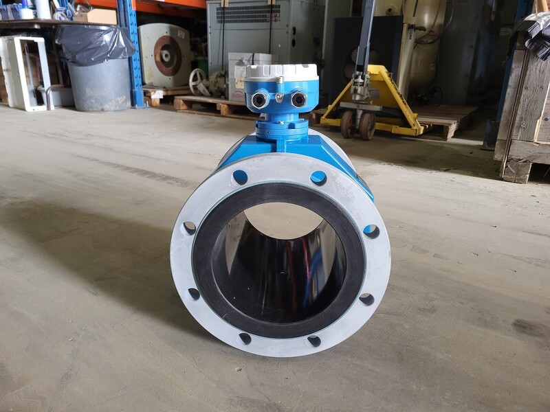 Endress & Hauser #50W2H-UL0A1RC2BAAA, Electromagnetic Flowmeter, 8", Class 150 - Image 4