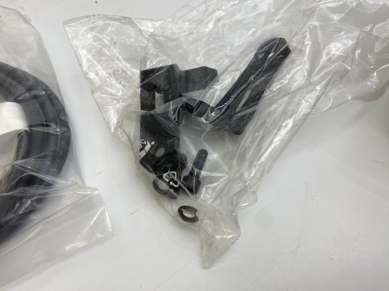 Siemens #3VA9377-0NA10, External Sensor Neutral Current Transformer 400/600A Black - Image 6