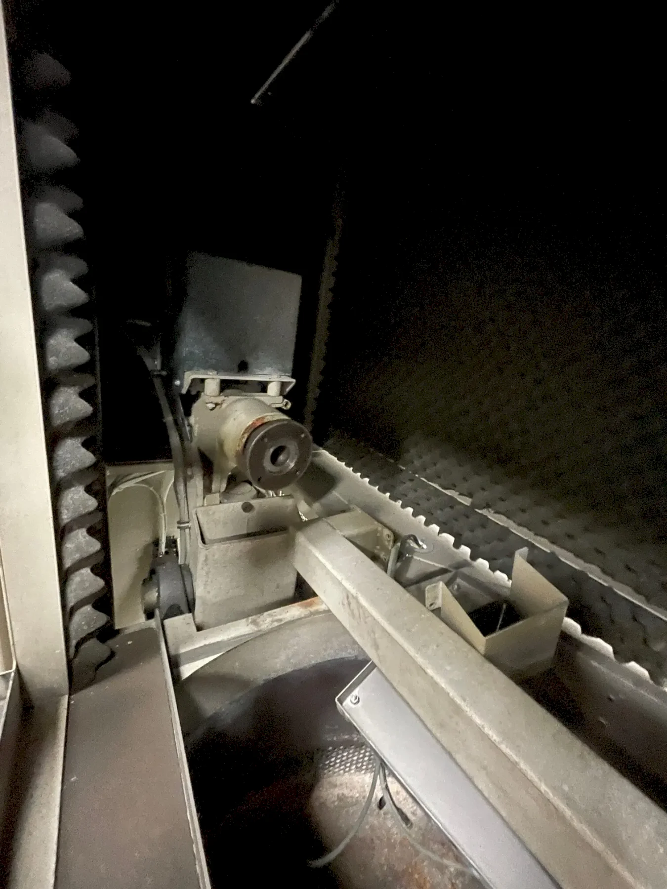 Almco #2SF-36, deburring machine, 1200 SFM, 7.5 HP, 36" diameter x 18.5" tub, 2014 - Image 4