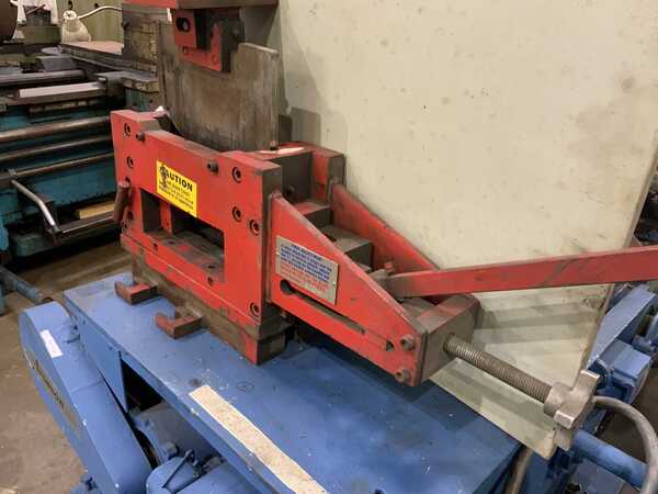 2"-8" Channel shear attachment, Piranha, 1/2"slug, fir Piranha ironworker, serial #3024 - Image 9