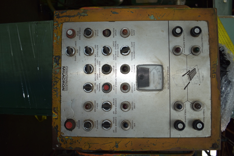 Cincinnati Milacron #425-266 Hypowermatic, horizontal-spindle production mill, rise & fall head travel - Image 6