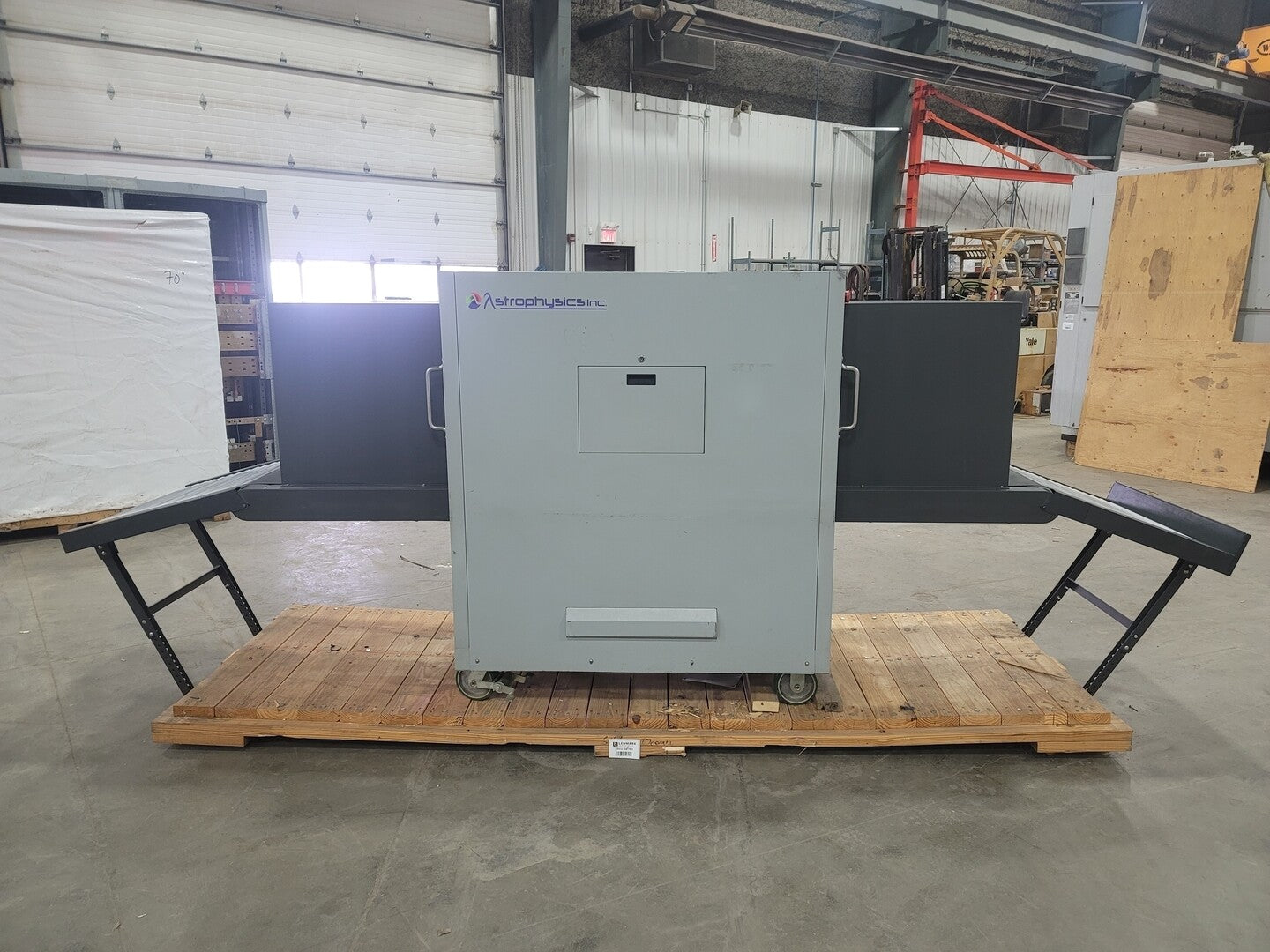 Astrophysics #XIS-7858, Checkpoint Security Baggage and Parcel Inspection, 110 V, 6 Color Imaging, Image - Image 1