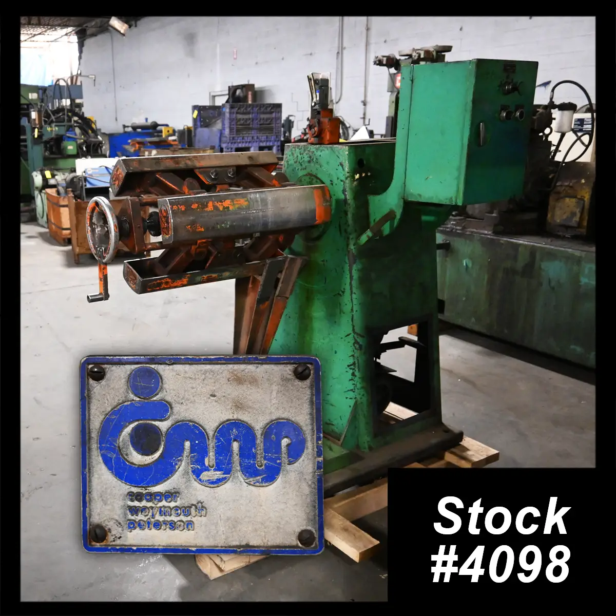 2500 lb. CWP #2500-18M, single uncoiler, 18" width, 48" outside dimensions, 15"-20" ID, 3-arm manual - Image 1