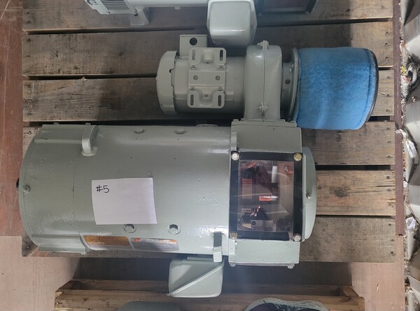 30 HP 1750/2300 RPM General Electric 5CD174RC001A808, Frame CD288ATC, shunt, 500 VA, rebuilt - Image 1