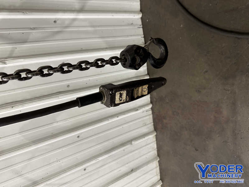 .5 Ton, Dayton #3Y873, electric chain hoist, 16' lifting height, pendant Control, chain box, 1/2 HP - Image 5