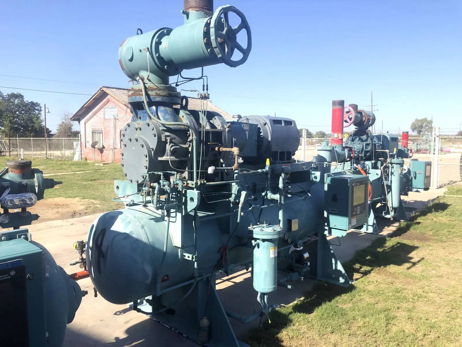 300 HP Frick #RDB-II-316B, screw booster compressor, 300 psi, Fr.445TS, 460 V., 3-phase, 340 amps, 3570 RPM - Image 5