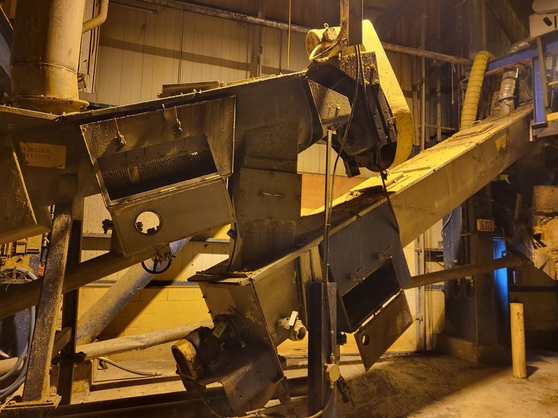 Pulp thickener with 2x discharge screw conveyor - Image 1