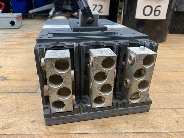 1200 Amps, General Electric, SKHA36AT1200, HI-Break Circuit Breaker, 600V 3P 3PH Plug SRP1200A 1000A - Image 5