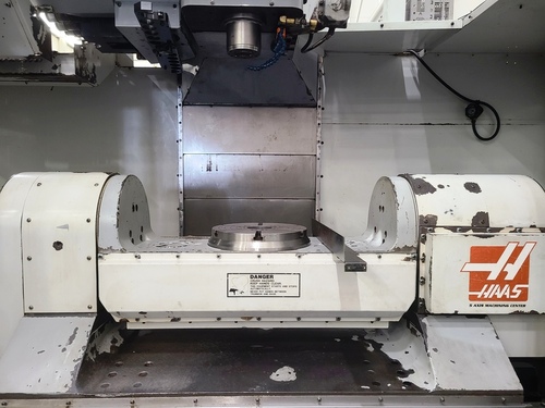 Haas #VF-6, CNC vertical machining center, 64" X, 32" Y, 30" Z, 7500 RPM, 40 side mount tool changer, Cat 40 - Image 4