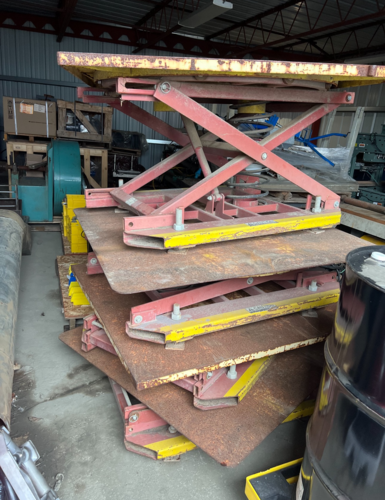 4500 lb. Southworth PalletPal Spring Level Loader/Spring Lift (4 available) - Image 1