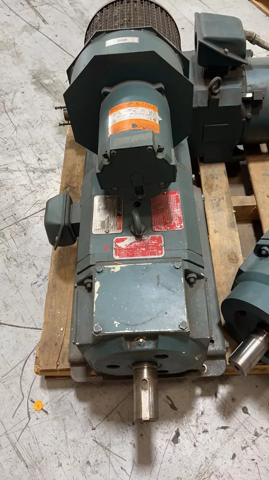 10 HP 1150/2300 RPM Reliance, Frame SC2113ATZ, DP, 17.5 amps, 500 VA - Image 1
