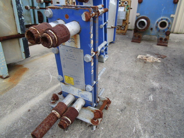 1 sq.ft., Alfa-Laval, M3-FG, small seed fermentor cooler, 150 psi, .60mm plate thickness - Image 1