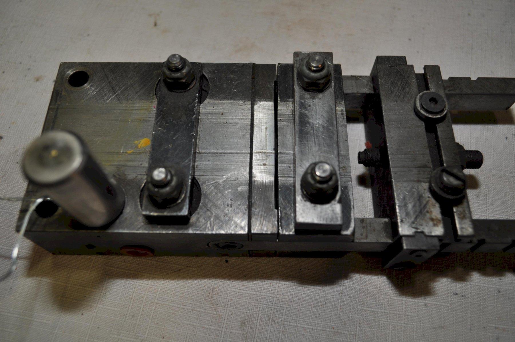 2" x .06" Rapid-Air #A2, air feeder, 20 lb. pulling, 260 SPM - Image 2