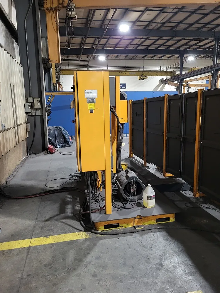 Genesis, Versa 2L, weld cell, Fanuc R-30IA controller, I-Pendant teach pendant, 2008 - Image 1