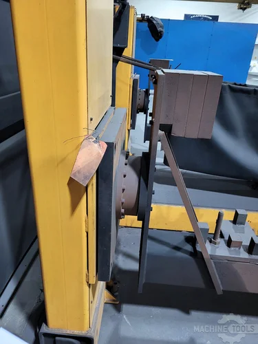 Genesis, Versa 2L, weld cell, Fanuc R-30IA controller, I-Pendant teach pendant, 2008 - Image 8