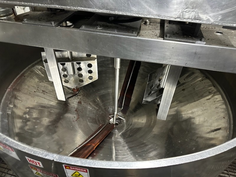 500 gallon Chester Jensen, cooker cooler mixer triple agitation & scrape surface, 1977 - Image 5
