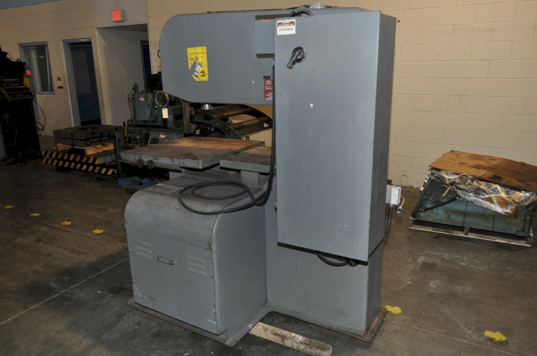 36" x 13" DoAll #36-13-20, vertical band saw, 5200 FPM, work light - Image 6